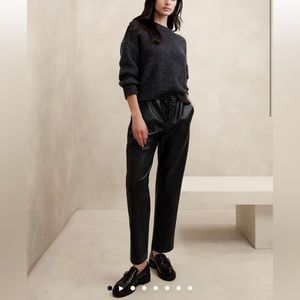 NWT Banana Republic SLIM VEGAN LEATHER JOGGER